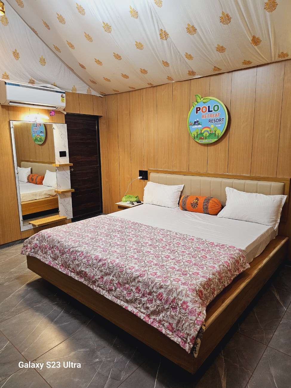 Premium Tent (With Bathtub)